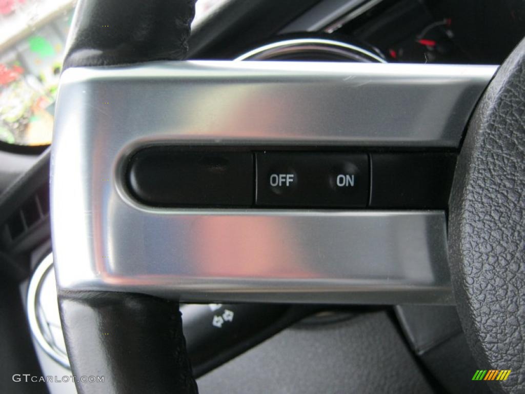 2006 Ford Mustang V6 Premium Coupe Controls Photo #39422126