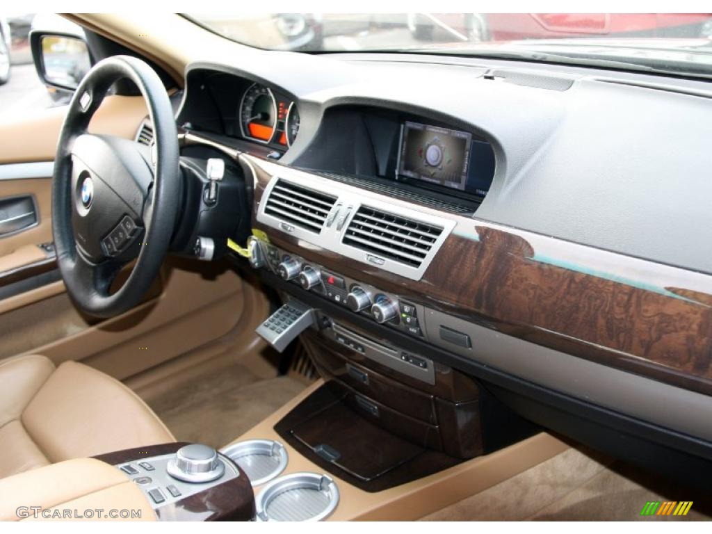 2007 BMW 7 Series 750Li Sedan Beige Dashboard Photo #39422246