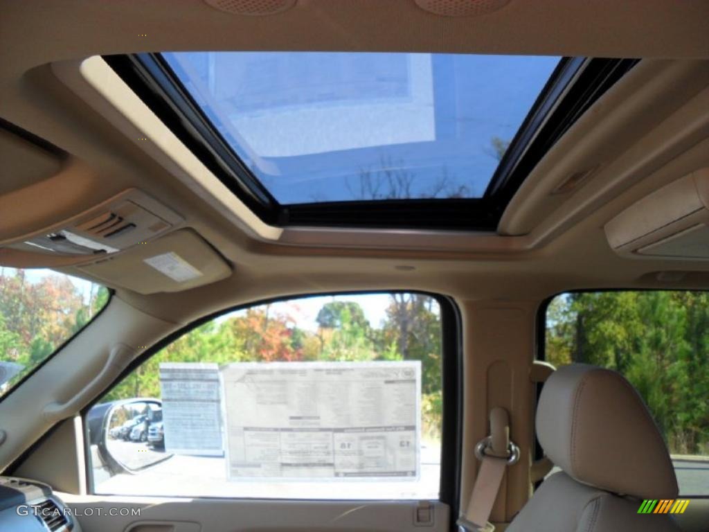 2011 Cadillac Escalade Luxury AWD Sunroof Photo #39423606