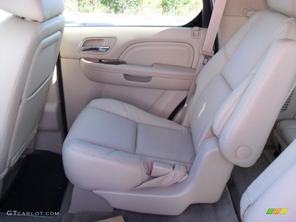 Cashmere/Cocoa Interior 2011 Cadillac Escalade Luxury AWD Photo #39423702