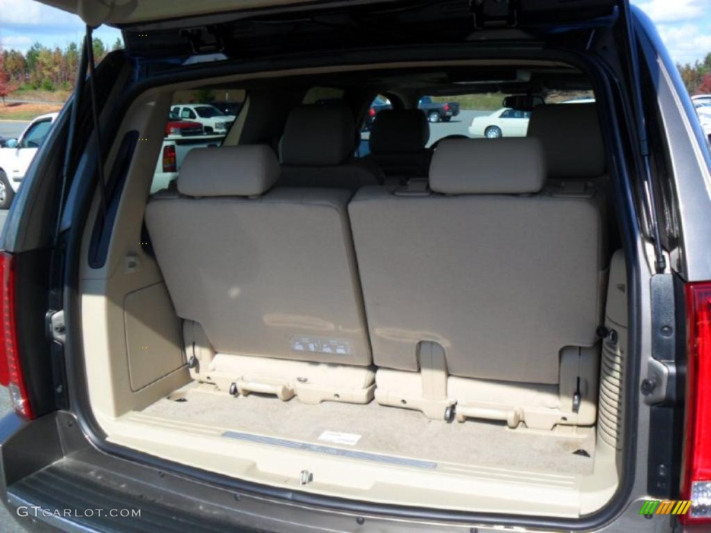 2011 Cadillac Escalade Luxury AWD Trunk Photo #39423774