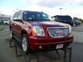 Front 3/4 View of 2011 Yukon SLT 4x4