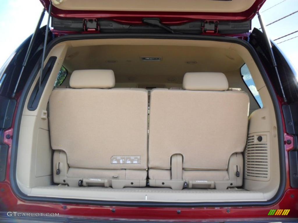 2011 GMC Yukon SLT 4x4 Trunk Photo #39424274
