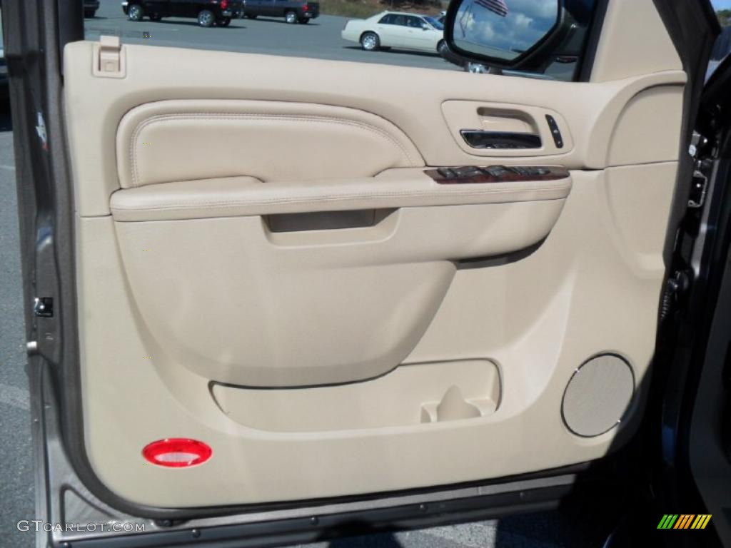 2011 Cadillac Escalade Luxury AWD Cashmere/Cocoa Door Panel Photo #39424478