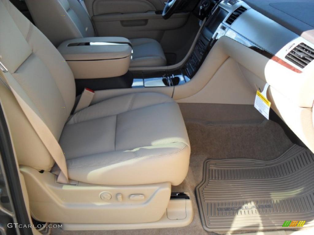 Cashmere/Cocoa Interior 2011 Cadillac Escalade Luxury AWD Photo #39424694