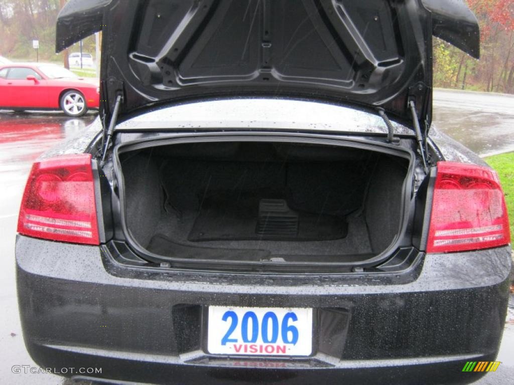 2006 Dodge Charger SRT-8 Trunk Photo #39425106