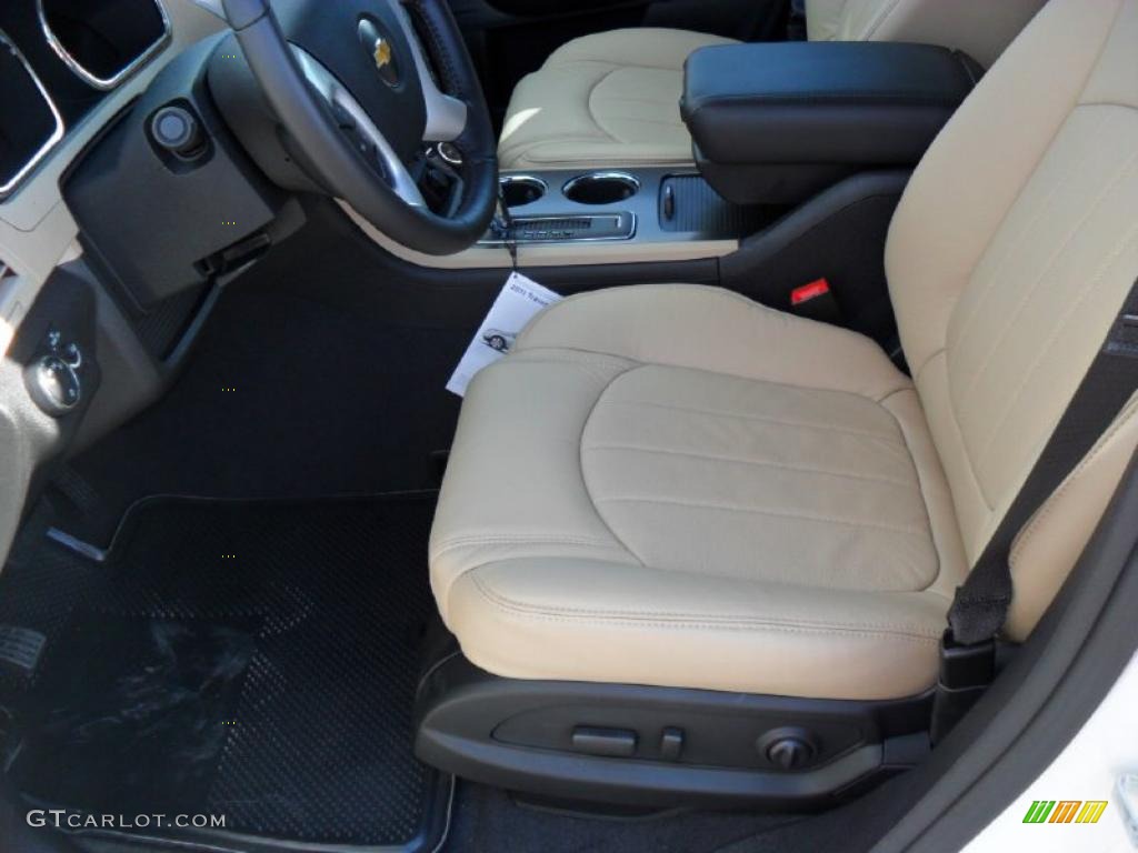 Ebony/Ebony Interior 2011 Chevrolet Traverse LTZ Photo #39426606