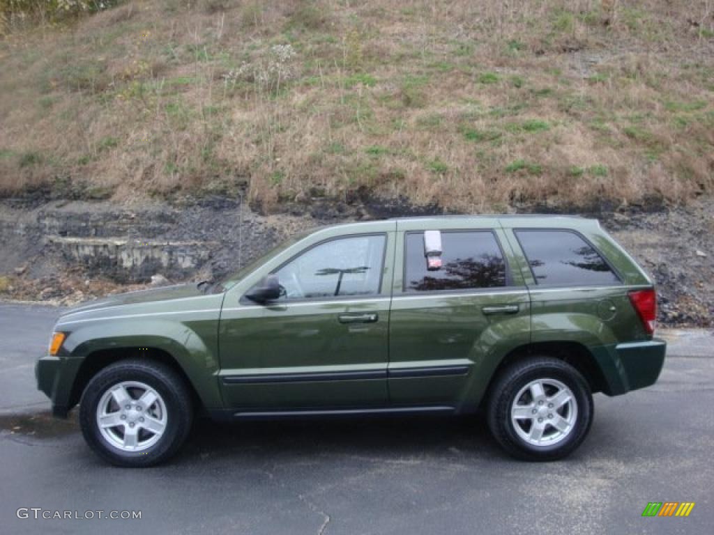 Jeep Green Metallic 2007 Jeep Grand Cherokee Laredo 4x4 Exterior Photo #39426770