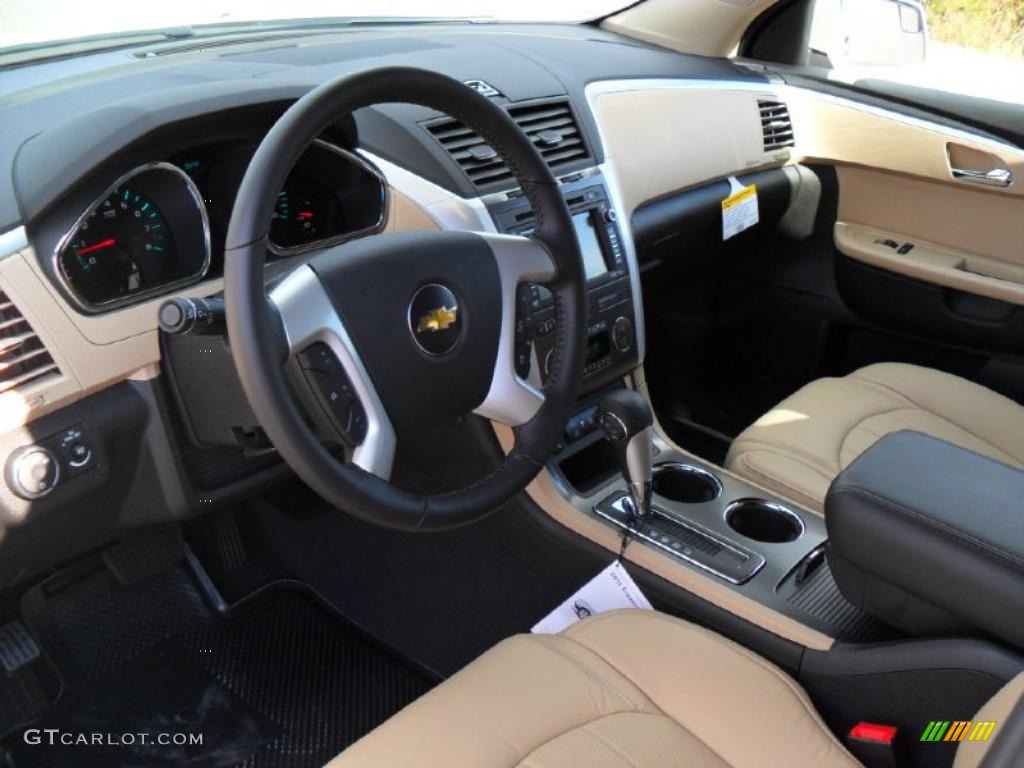 Ebony/Ebony Interior 2011 Chevrolet Traverse LTZ Photo #39426954