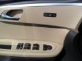 Cashmere/Ebony Controls Photo for 2011 Chevrolet Traverse #39427618