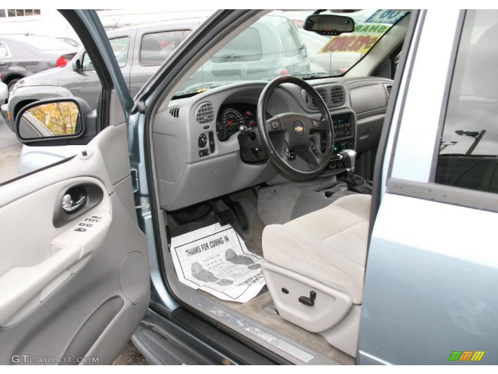 Light Gray Interior 2006 Chevrolet TrailBlazer LS 4x4 Photo #39427818
