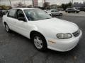 Bright White - Malibu Sedan Photo No. 8