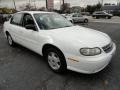 2002 Bright White Chevrolet Malibu Sedan  photo #8