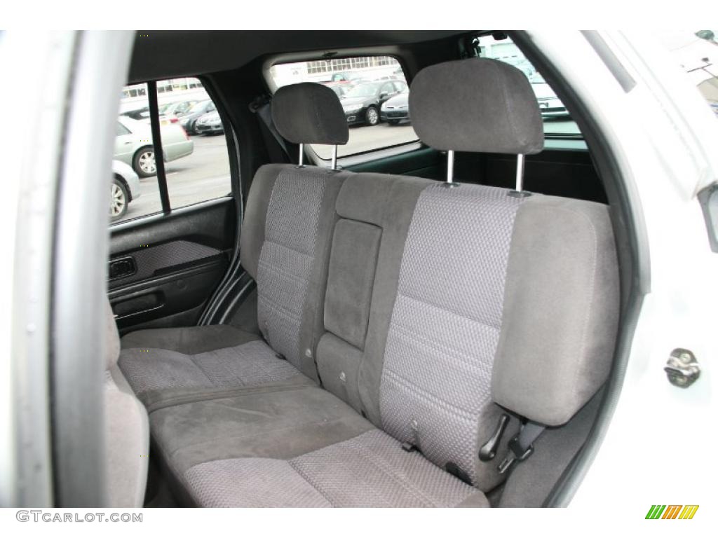 Charcoal Interior 2004 Nissan Pathfinder SE 4x4 Photo #39428262