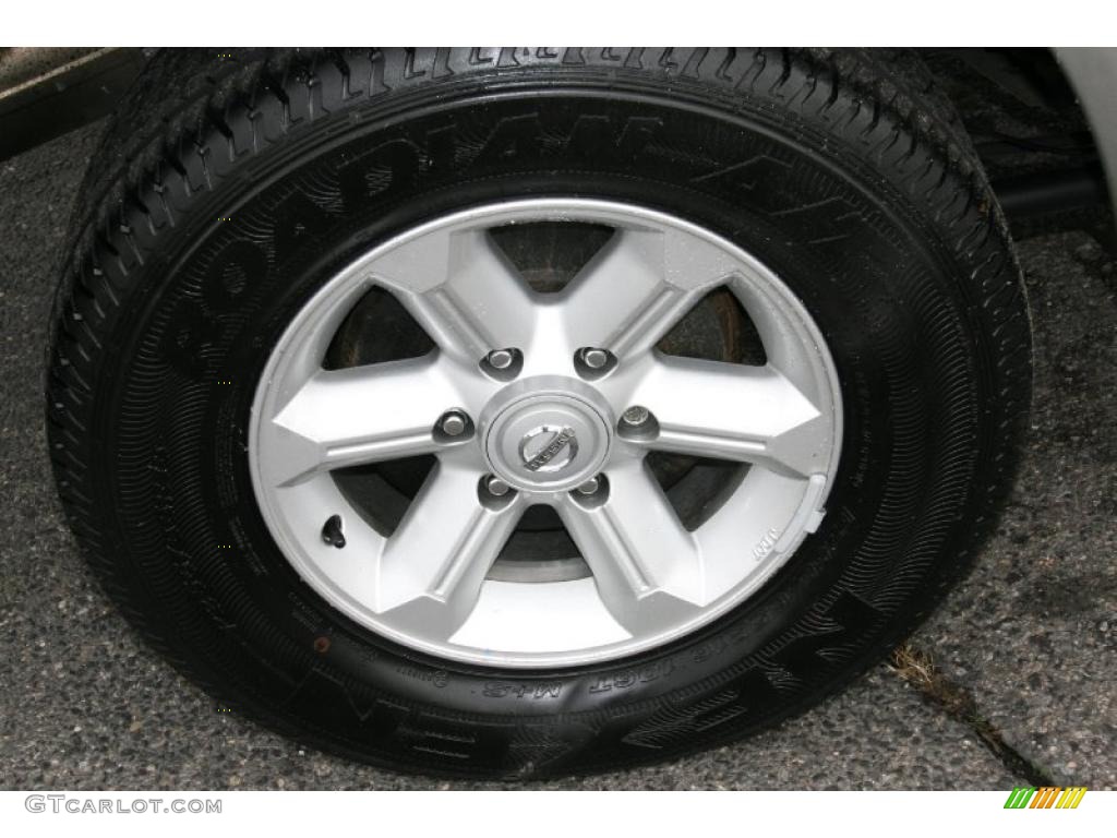 2004 Nissan Pathfinder SE 4x4 Wheel Photo #39428354