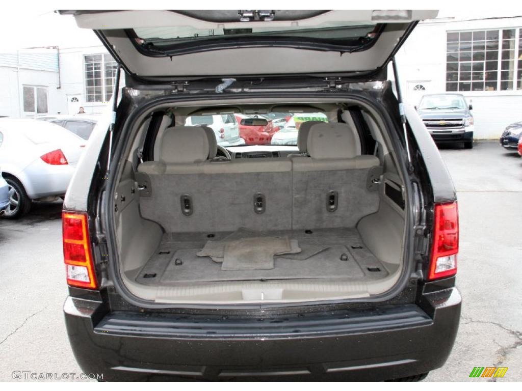 2005 Jeep Grand Cherokee Laredo 4x4 Trunk Photo #39428946