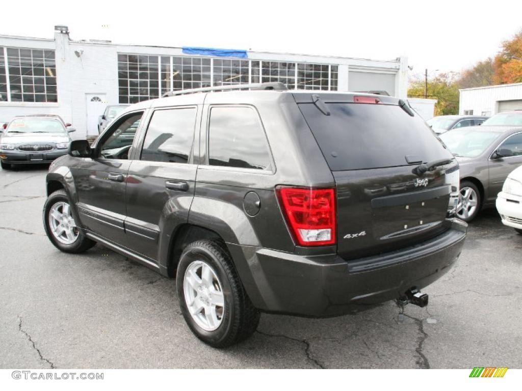 Dark Khaki Pearl 2005 Jeep Grand Cherokee Laredo 4x4 Exterior Photo #39428966