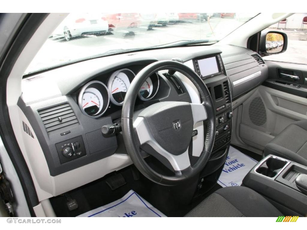 Dark Slate/Light Shale Interior 2008 Dodge Grand Caravan SXT Photo #39429614