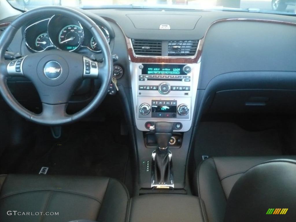 Ebony Interior 2010 Chevrolet Malibu LTZ Sedan Photo #39429834