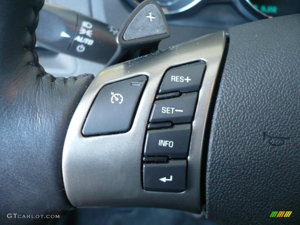 2010 Chevrolet Malibu LTZ Sedan Controls Photo #39429922