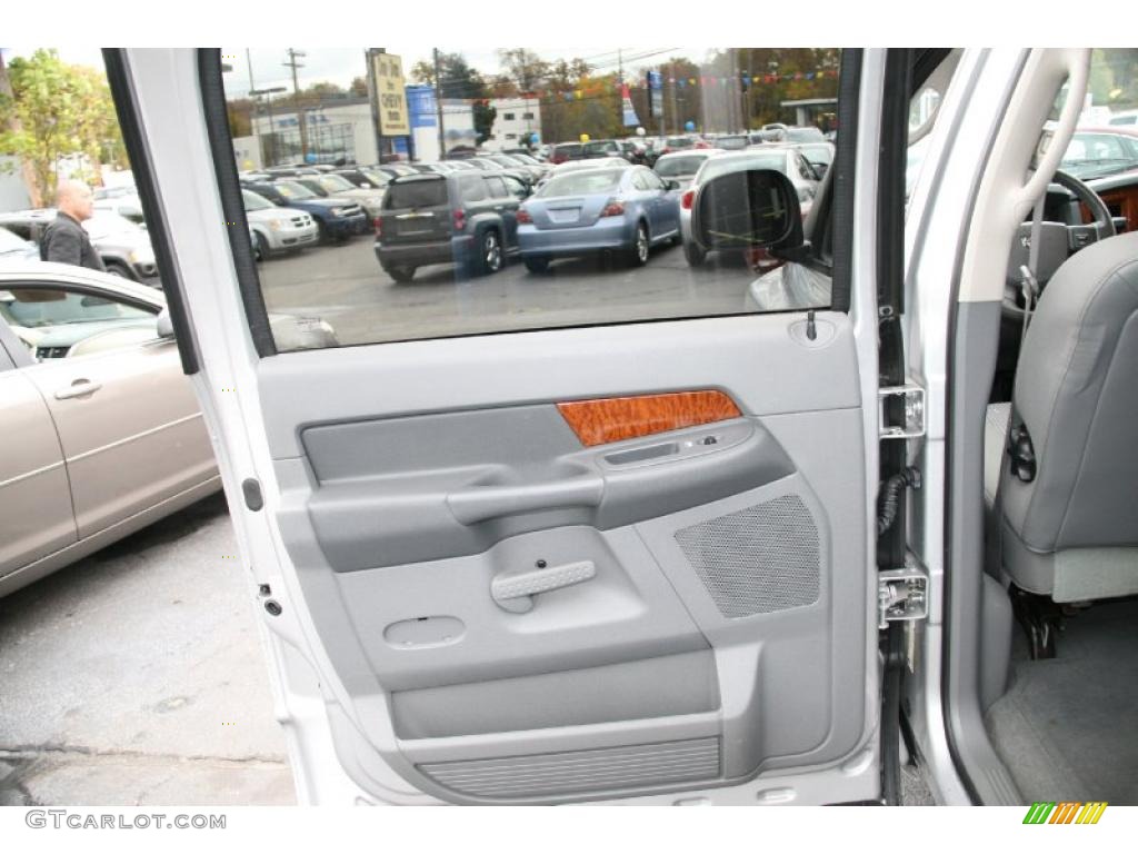 2006 Dodge Ram 1500 SLT Mega Cab Medium Slate Gray Door Panel Photo #39429950