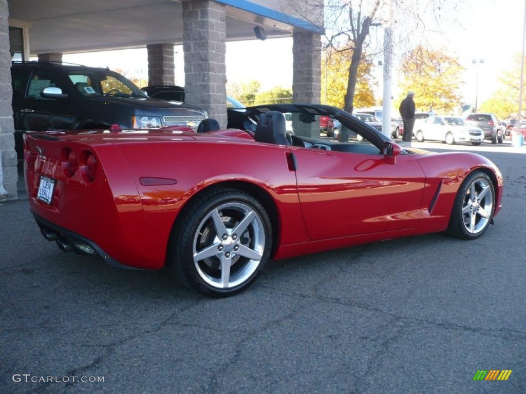 Victory Red 2005 Chevrolet Corvette Convertible Exterior Photo #39430106