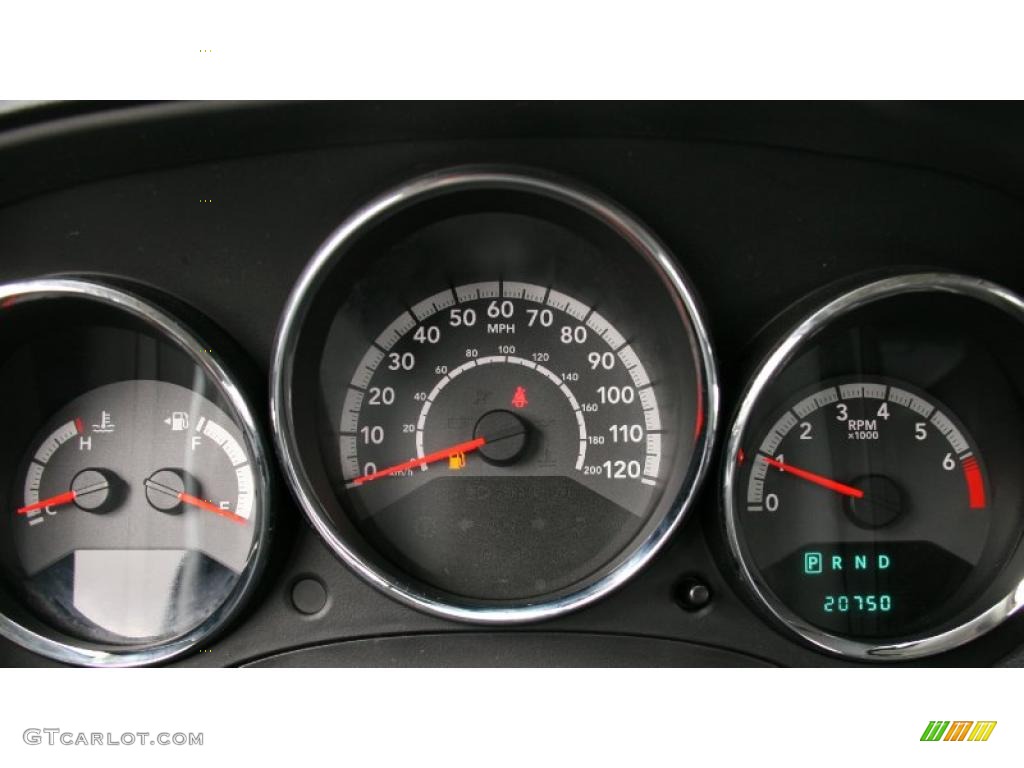 2010 Dodge Caliber SXT Gauges Photo #39430362