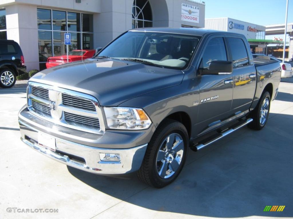 2011 Ram 1500 Lone Star Crew Cab - Mineral Gray Metallic / Dark Slate Gray/Medium Graystone photo #1