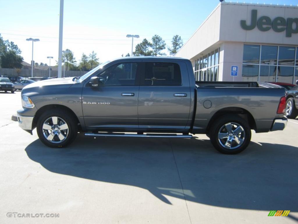 2011 Ram 1500 Lone Star Crew Cab - Mineral Gray Metallic / Dark Slate Gray/Medium Graystone photo #2