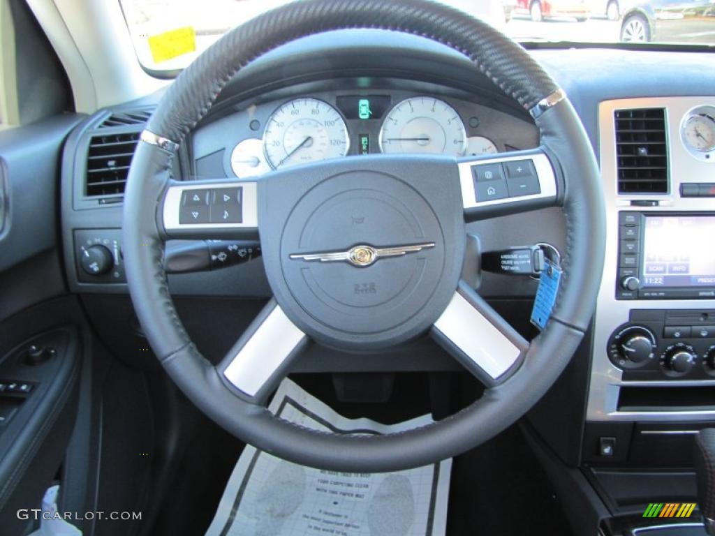 2010 Chrysler 300 300S V6 Steering Wheel Photos