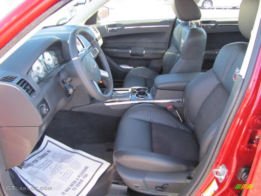 Dark Slate Gray Interior 2010 Chrysler 300 300S V6 Photo #39432308