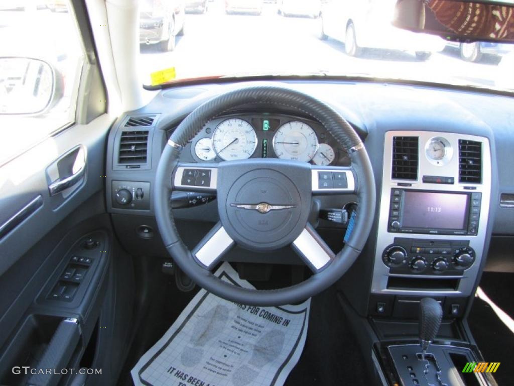 2010 Chrysler 300 300S V6 Dark Slate Gray Dashboard Photo #39432384