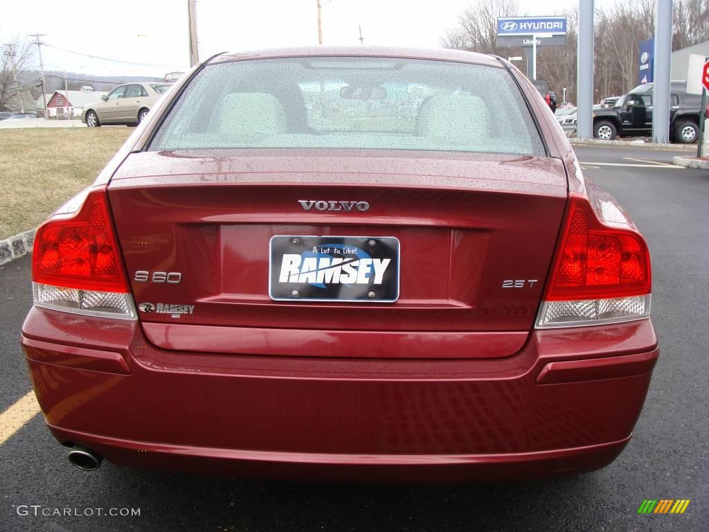 2005 S60 2.5T - Ruby Red Metallic / Taupe/Light Taupe photo #6