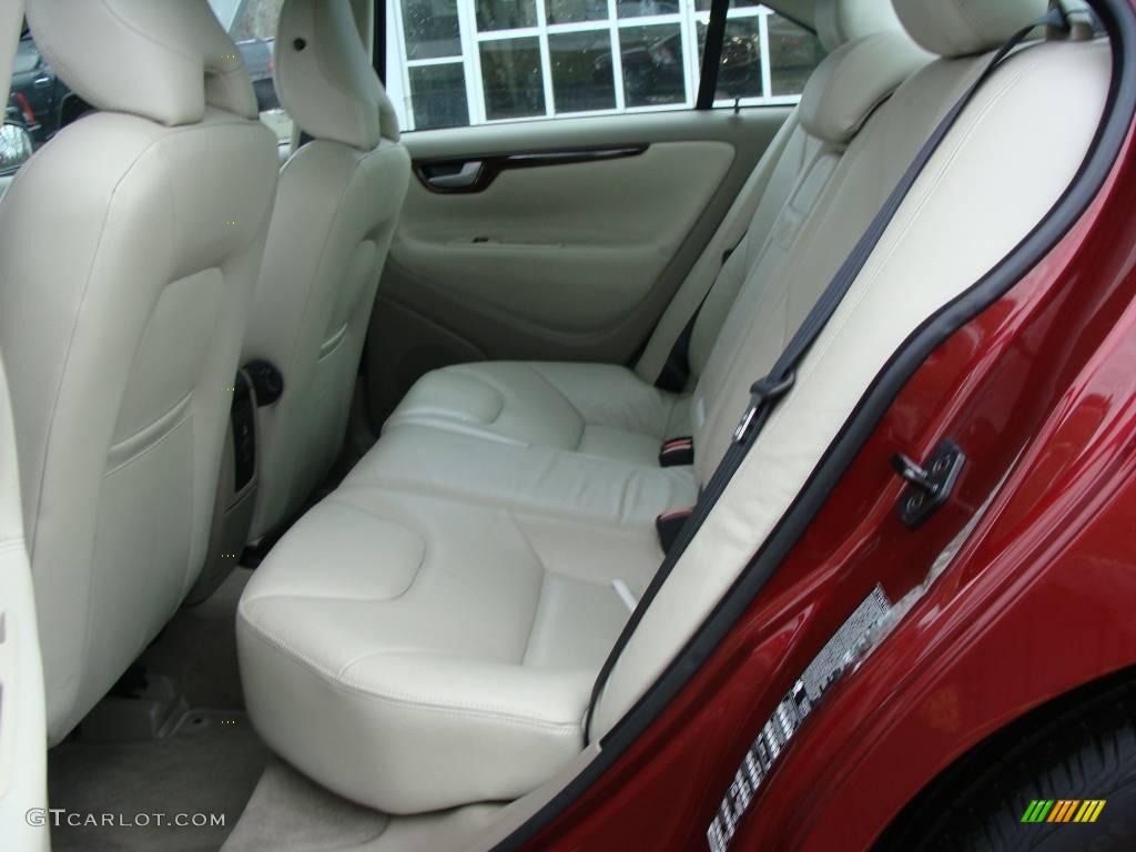 2005 S60 2.5T - Ruby Red Metallic / Taupe/Light Taupe photo #17