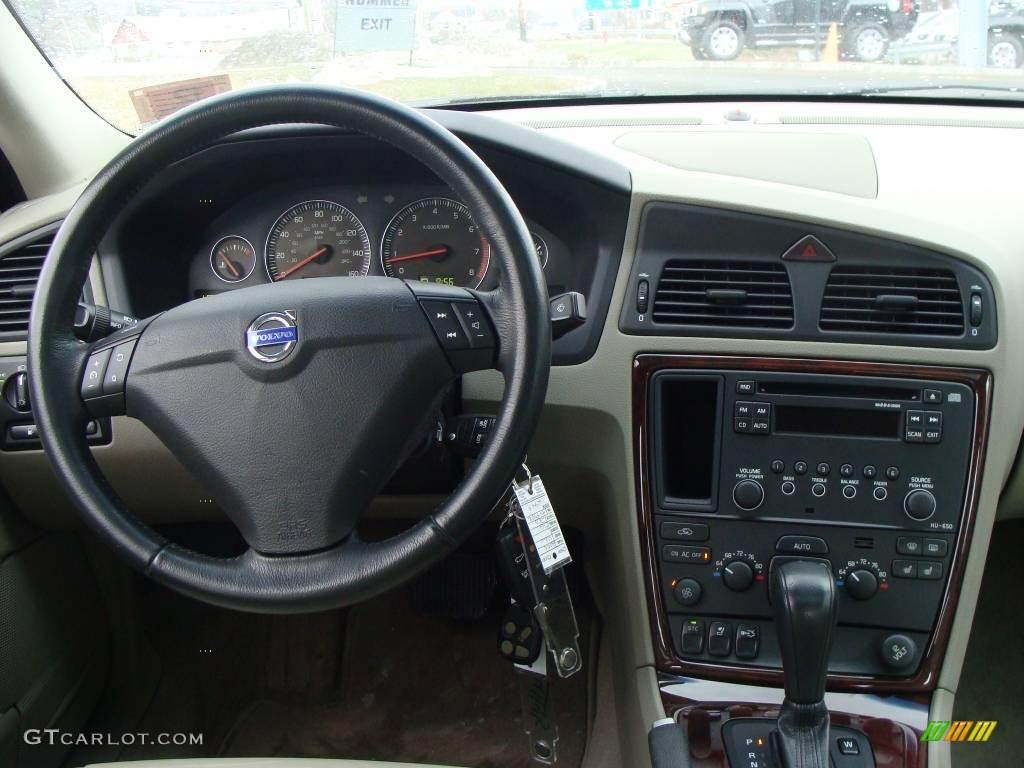 2005 S60 2.5T - Ruby Red Metallic / Taupe/Light Taupe photo #18