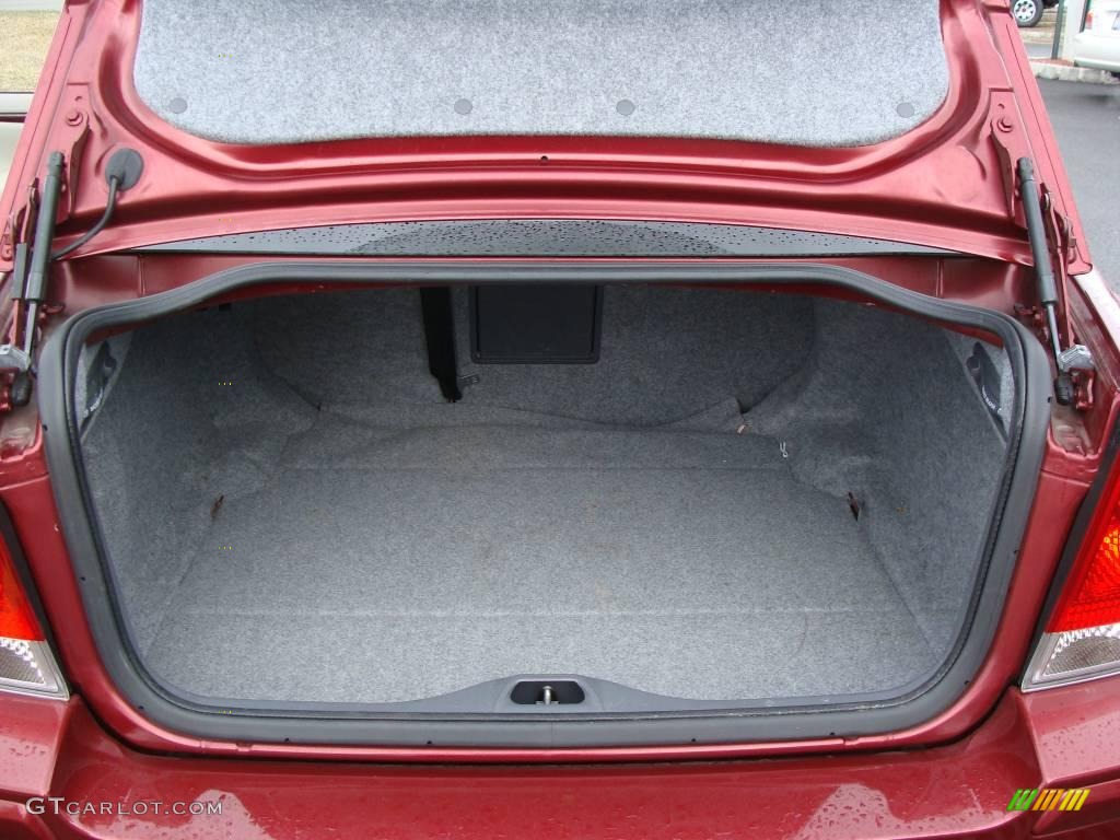 2005 S60 2.5T - Ruby Red Metallic / Taupe/Light Taupe photo #23
