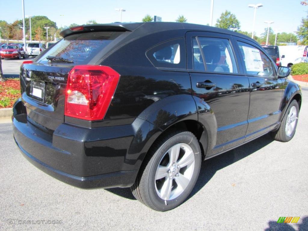 2011 Caliber Mainstreet - Brilliant Black Crystal Pearl / Dark Slate Gray photo #3