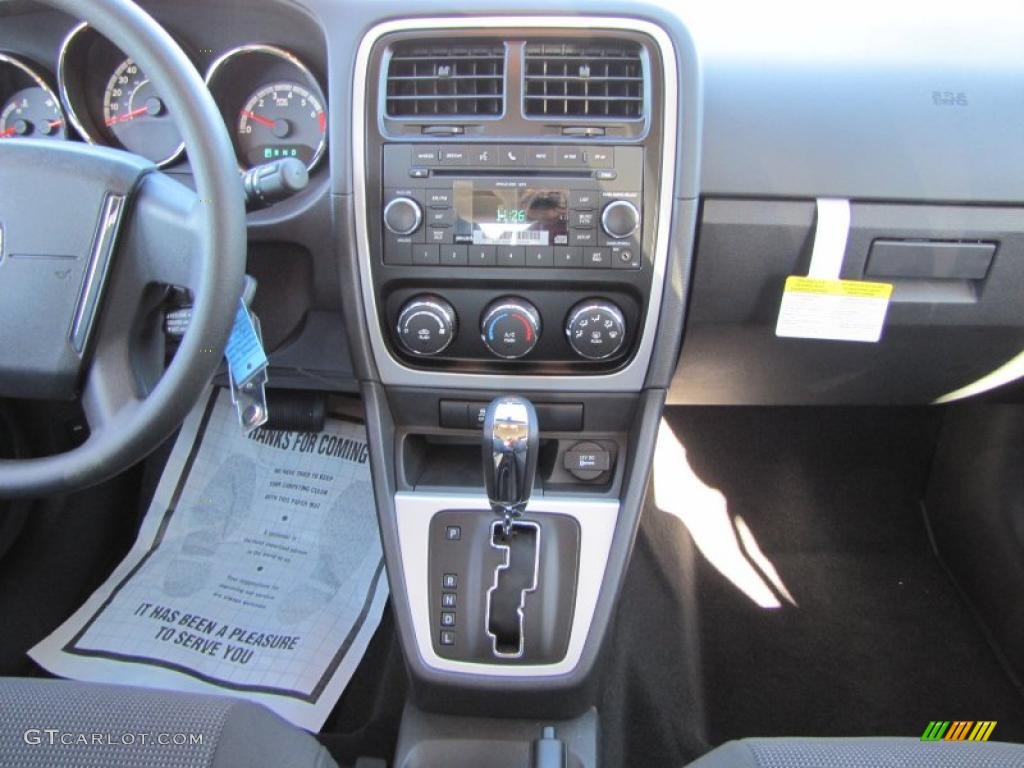2011 Dodge Caliber Mainstreet Dark Slate Gray Dashboard Photo #39434094