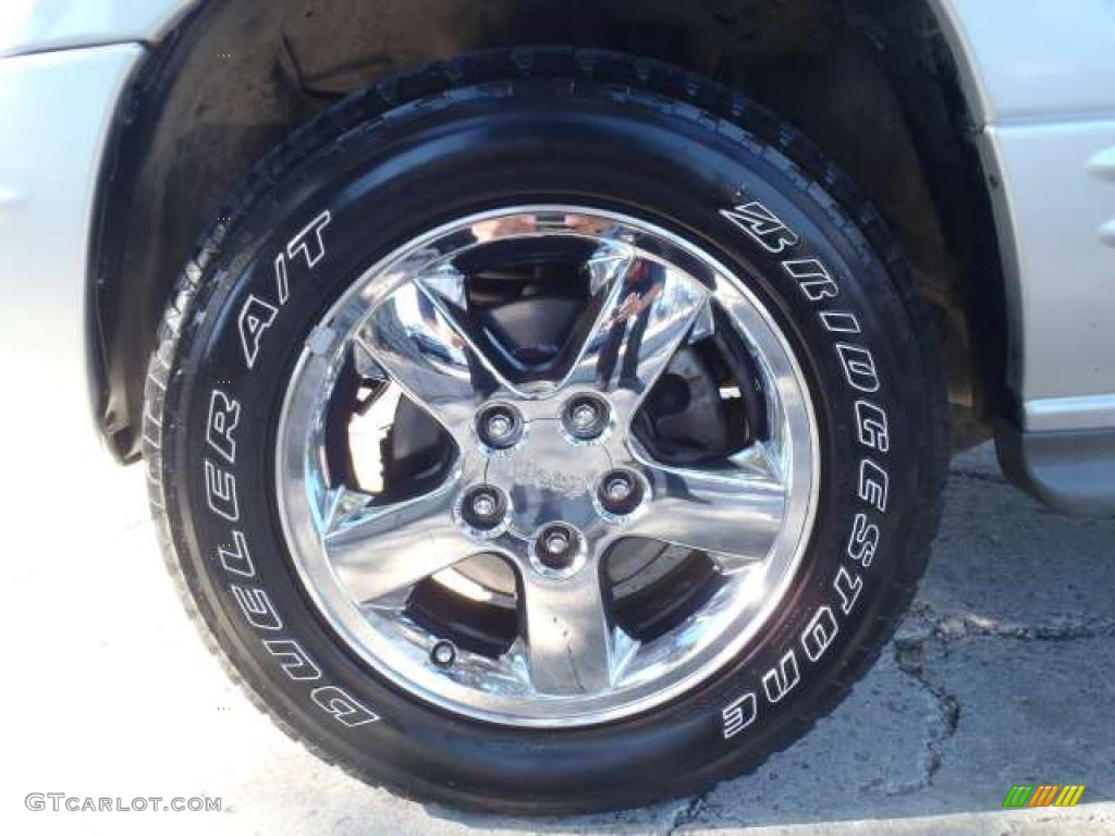 2003 Grand Cherokee Overland 4x4 - Bright Silver Metallic / Dark Slate Gray/Light Slate Gray photo #11