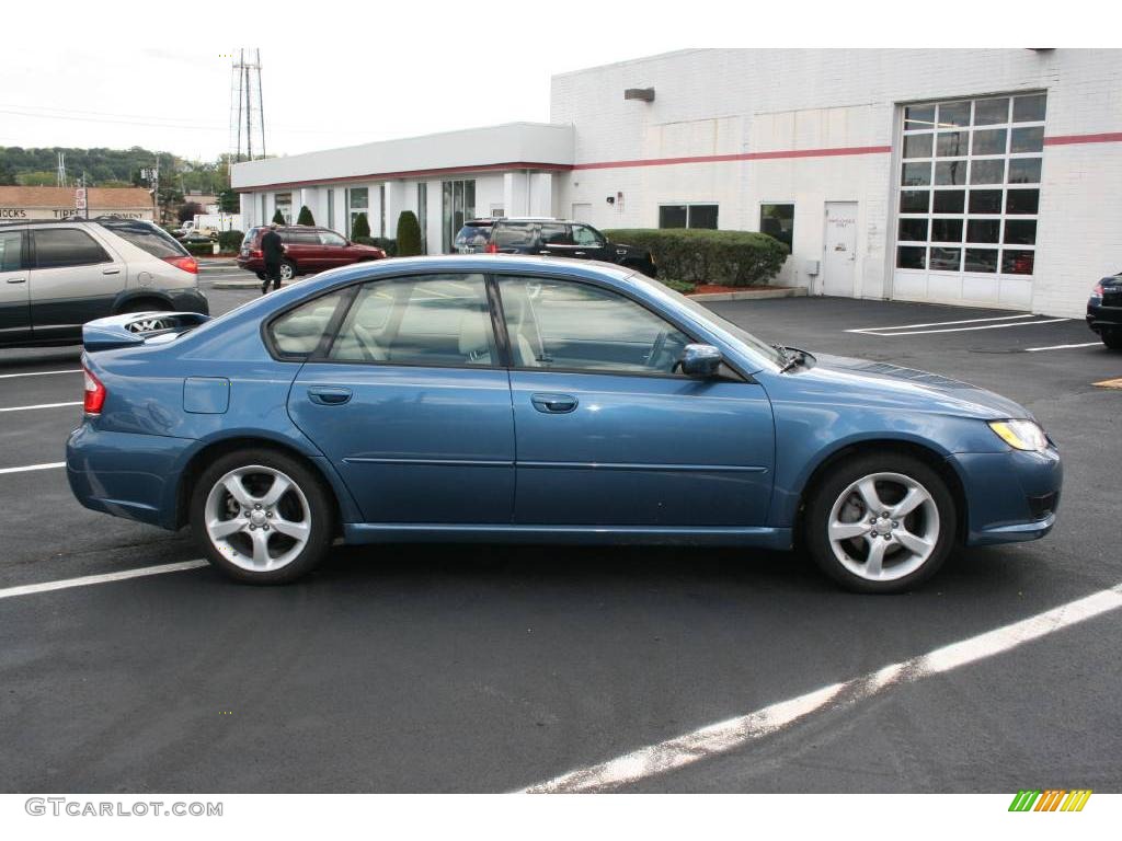2008 Legacy 2.5i Sedan - Newport Blue Pearl / Warm Ivory photo #4