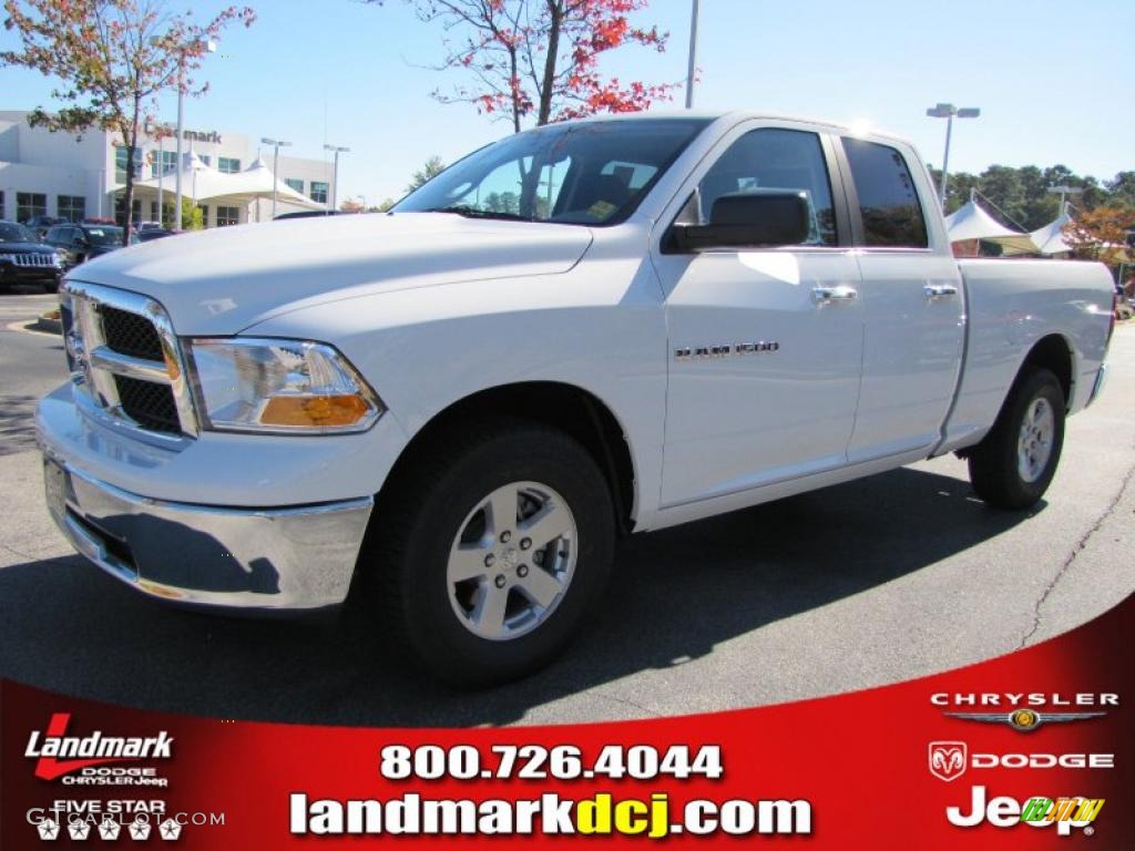 2011 Ram 1500 SLT Quad Cab - Bright White / Dark Slate Gray/Medium Graystone photo #1