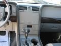 Dove Grey 2005 Lincoln Navigator Luxury Dashboard