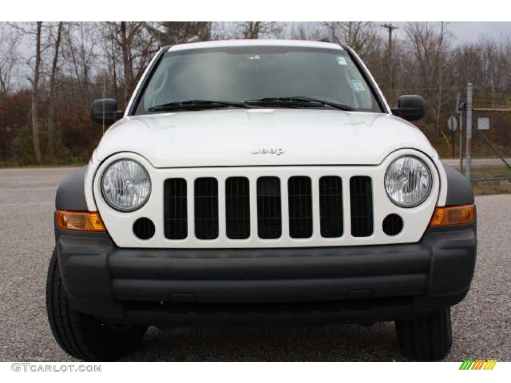 2006 Liberty Sport 4x4 - Stone White / Medium Slate Gray photo #3