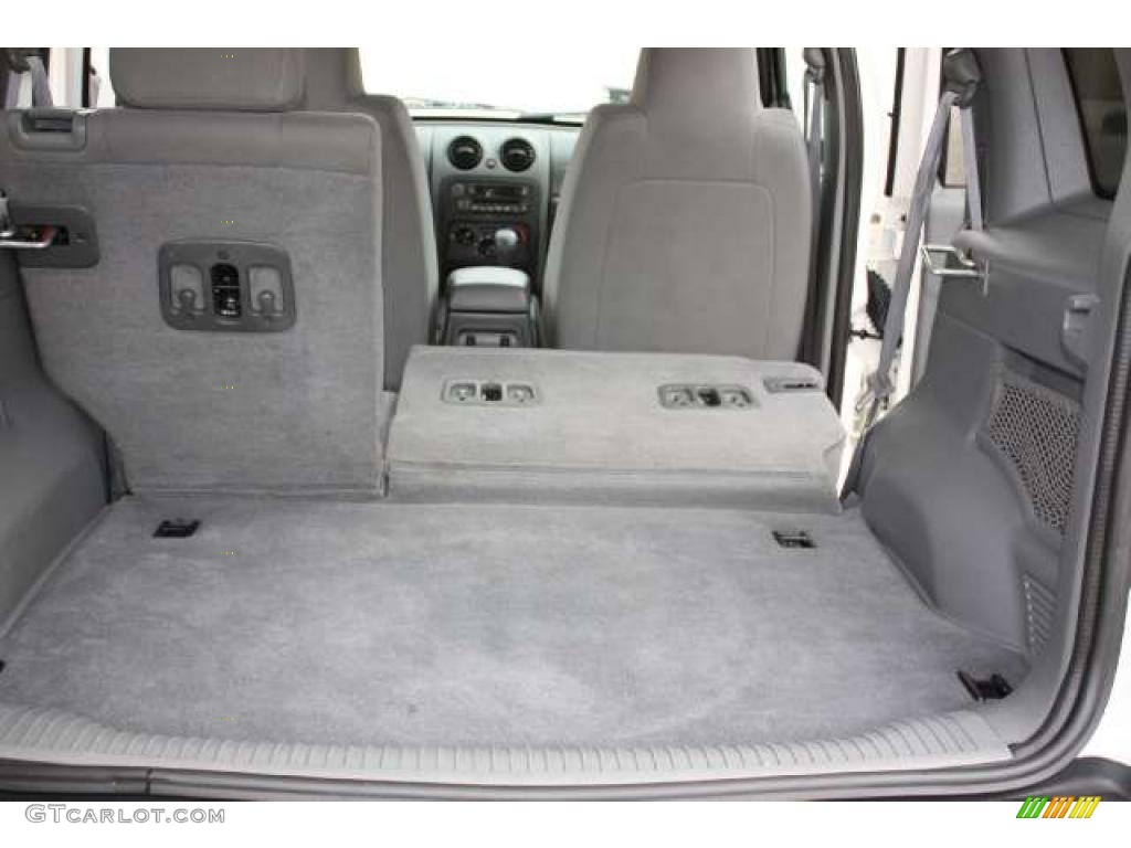 2006 Liberty Sport 4x4 - Stone White / Medium Slate Gray photo #20