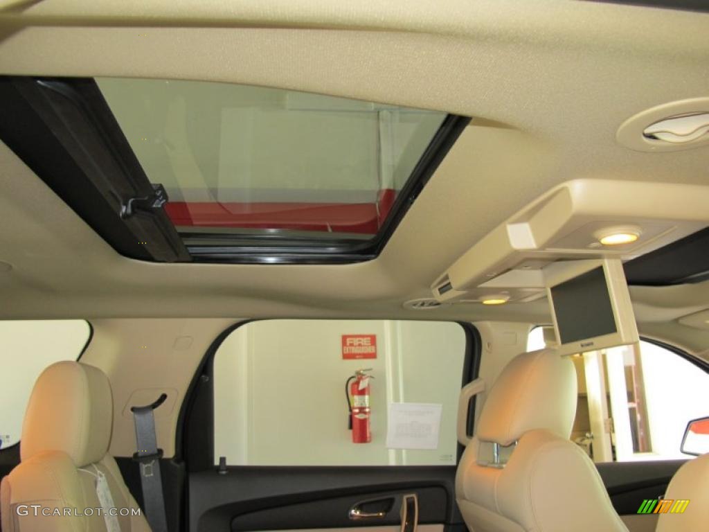 2011 GMC Acadia Denali Sunroof Photo #39439022