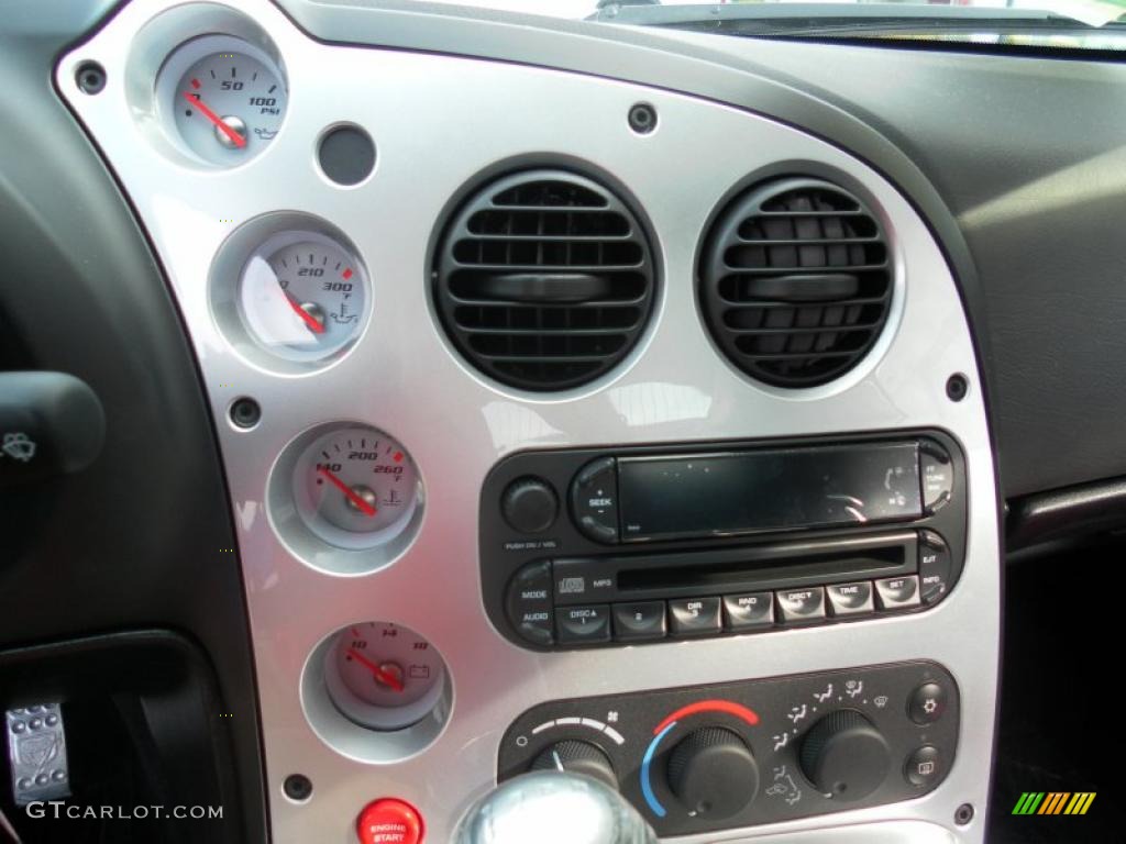 2010 Dodge Viper SRT10 ACR Coupe Controls Photo #39439446