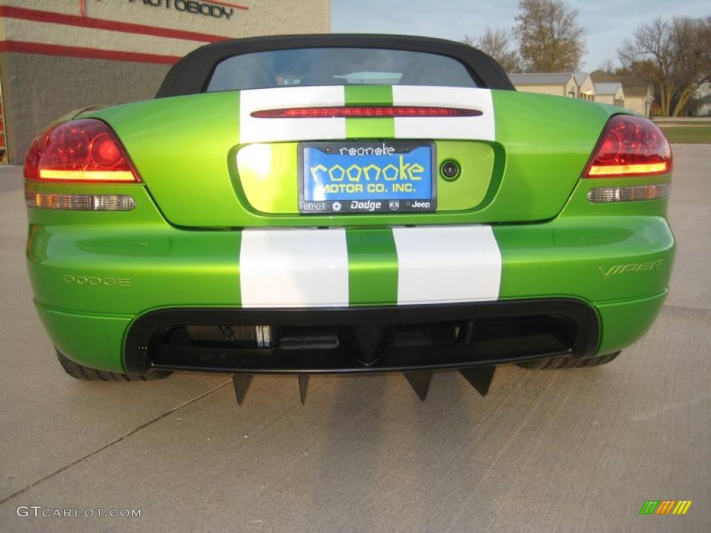 2008 Viper SRT-10 - Viper Snakeskin Green Pearlcoat / Black/Black photo #2