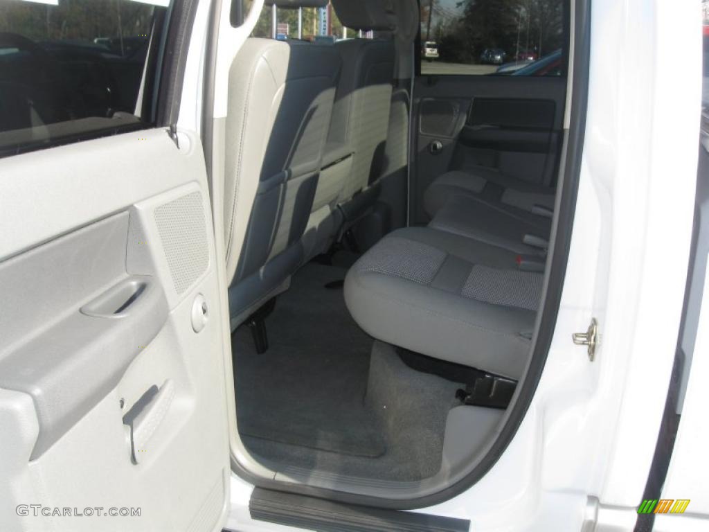 2006 Ram 1500 SLT Quad Cab 4x4 - Bright White / Medium Slate Gray photo #15