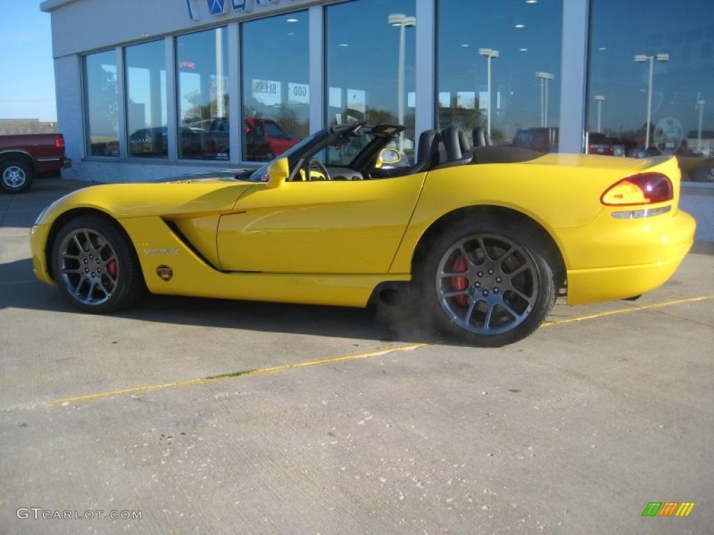 Viper Race Yellow 2005 Dodge Viper SRT10 VCA Special Edition Exterior Photo #39442218