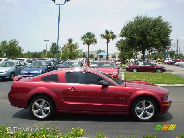 2007 Mustang GT Coupe - Redfire Metallic / Black/Dove Accent photo #6